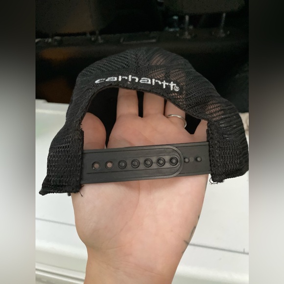 Black Carhartt Hat - Picture 8 of 8